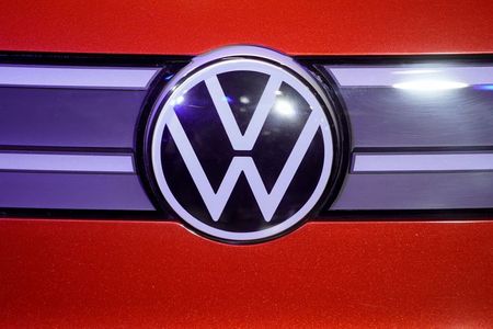 Volkswagen réduit son dividende après une chute des bénéfices au premier semestre