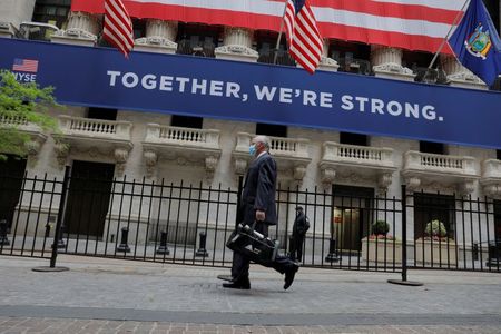 Wall Street : Wall Street en ordre dispersé, Apple soutient le Nasdaq