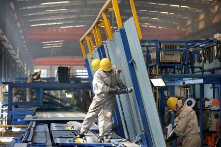 Marché : Chine: Accélération de la production industrielle, rebond des ventes au détail
