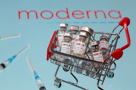 Covid-19: Une commission de la FDA examinera la demande de Moderna le 17 décembre