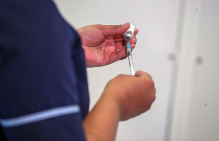 Marché : Coronavirus: L'UE examine le candidat vaccin de Pfizer et BioNTech