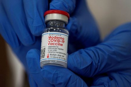 Coronavirus: L'Agence européenne des médicaments approuve le vaccin de Moderna