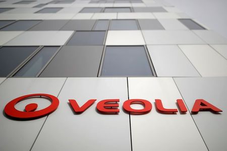Veolia a adressé à Suez son offre d'achat sur 70,1% du capital