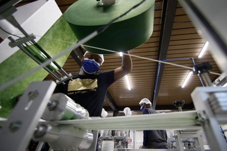 Europe : Europe/PMI: La croissance manufacturière atteint un pic de trois ans