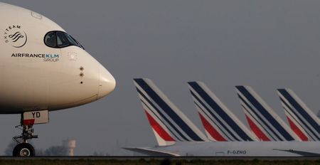 Le sauvetage d'Air France nuira à la concurrence pendant des décennies, dit Ryanair