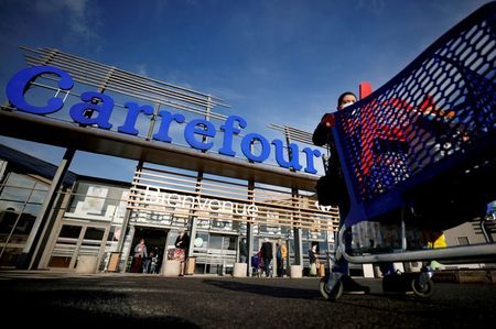 Carrefour: Rachat d'actions et confirmation des objectifs après un T1 solide