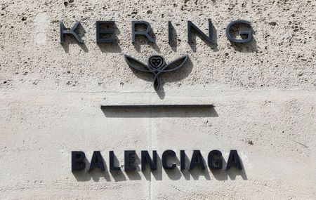 Kering dit chercher de possibles cibles de rachat