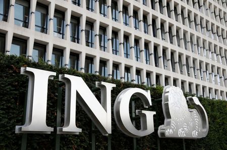 ING dépasse les attentes au deuxième trimestre, prévoit des dividendes et rachats d'actions