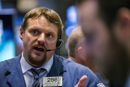 Wall Street : Wall Street en net repli, les déboires d'Evergrande inquiètent