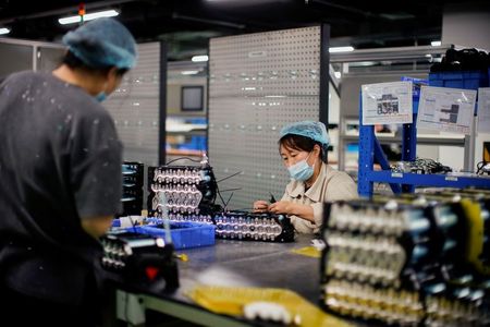 Marché : Chine : L'activité manufacturière se contracte en novembre, selon Caixin