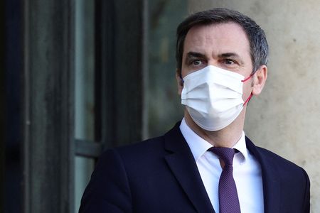 France: Le gouvernement a saisi Orpea, se réserve la possibilité de lancer une enquête