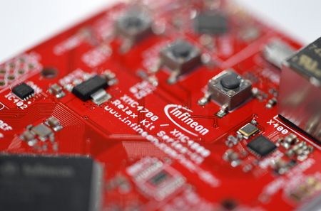 Marché : Infineon relève ses prévisions pour 2022 face à la forte demande