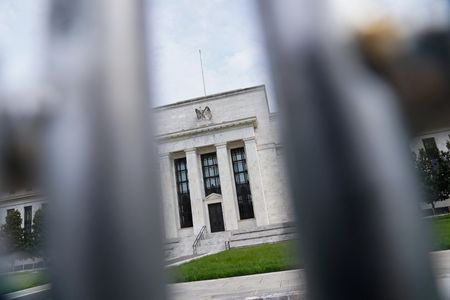 Marché : La Fed accélère la remontée des taux et prévoit un ralentissement de l'économie