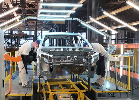 Marché : Russie: La production automobile s'effondre de 96,7% en mai
