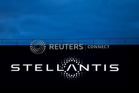 Stellantis: La production de l'usine de Melfi interrompue par une grève, indiquent les syndicats