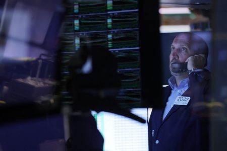 Marché : Powell continue de plomber les actions et de doper le dollar