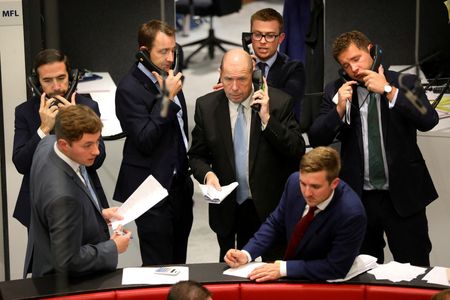 Marché : Le regain de tension sur l'énergie pénalise les actions et l'euro
