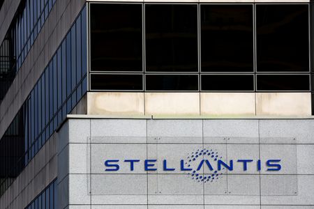 Utats-Unis: Stellantis va verser ,6 million pour régler un litige sur ses émissions en Californie