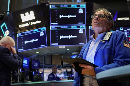 Wall Street : Wall Street termine dans le rouge en attendant la Fed