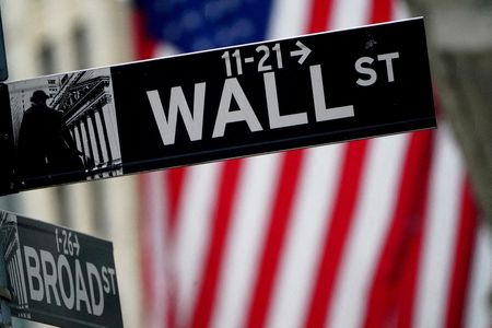 Wall Street : Wall Street finit en hausse, portée par la distribution et l'énergie