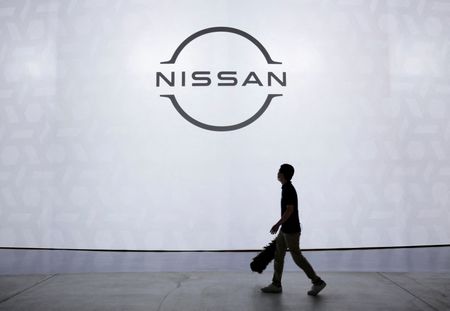 Nissan reste en discussions avec Renault sur l'alliance, dit son PDG