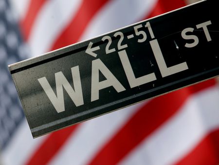Wall Street : Wall Street plonge, plombée par les craintes d'une récession