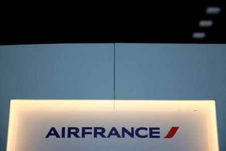 Air France-KLM anticipe une hausse des marges, solides réservations pour 2023