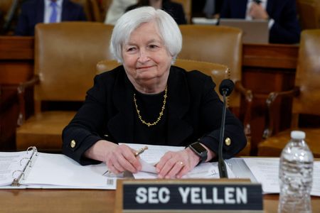 Marché : Le gouvernement américain n'envisage pas un renflouement de SVB, déclare Yellen