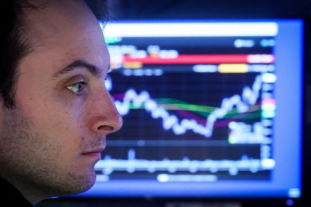 Marché : Clôture mitigée pour les actions européennes avec les banques centrales