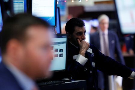 Wall Street : Wall Street en baisse après les commentaires de Powell (Fed)
