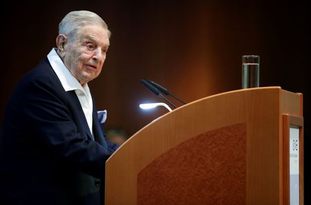 Marché : Le milliardaire George Soros cède les rênes de son empire à son fils Alexander