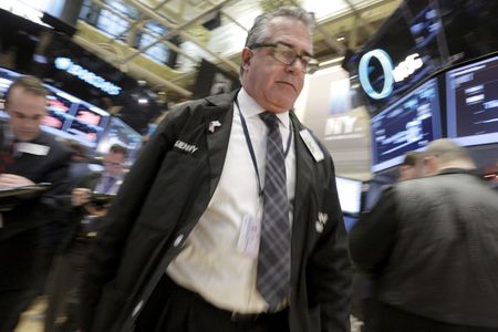 Wall Street : Wall Street en ordre dispersé, Apple à un plus haut