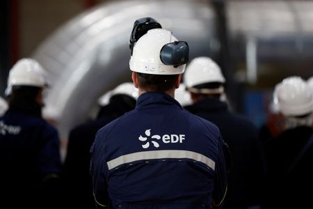 EDF doit passer à un niveau de 25 milliards d'euros d'investissements par an, dont 80% en France-PDG