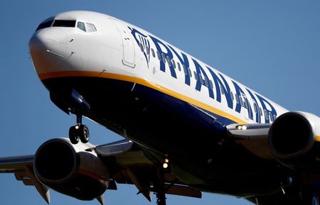 Marché : Ryanair réduit sa prévision annuelle de passagers, bénéfice record au T1