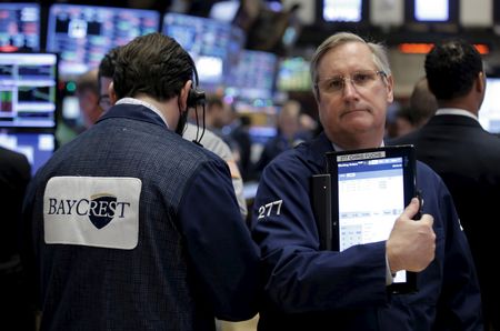 Wall Street : Wall Street en baisse, crispée par Oracle et l'inflation