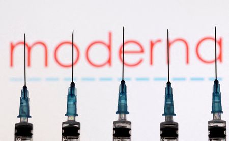 Moderna abaisse sa prévision de CA annuel avec le recul de la demande pour les vaccins anti-COVID-19