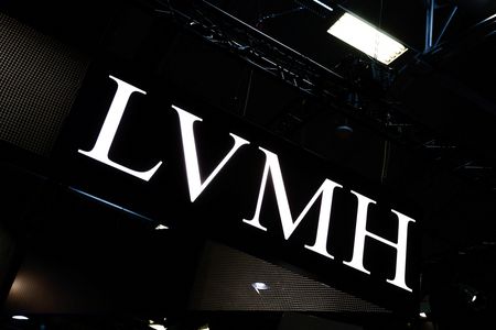 LVMH-Berluti conçoit les tenues des athlètes français pour les cérémonies d'ouverture des JO