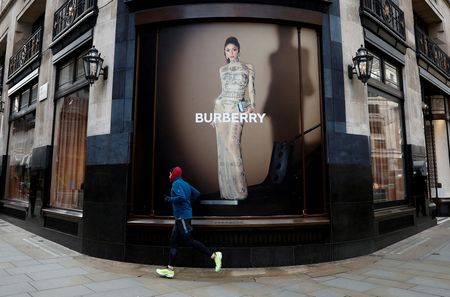 Marché : Burberry plonge en Bourse après son nouvel avertissement sur résultats