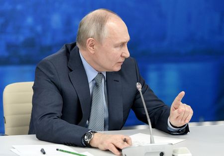 Marché : Poutine dit que des missiles français ou américains ont abattu l'avion près de Belgorod