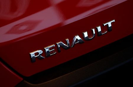 Renault monte en Bourse après l'annulation de l'IPO d'Ampère, devenue risquée