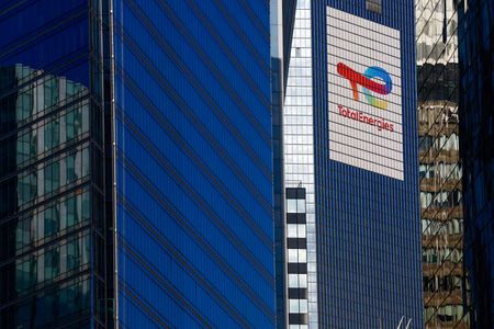 TotalEnergies étudie la vente d'actifs dans les renouvelables aux US et en Europe