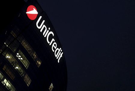 Marché : UniCredit dépasse les attentes, promet le même niveau de bénéfice en 2024