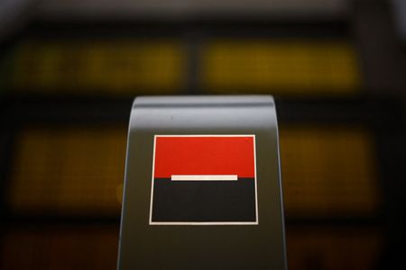 SocGen dépasse les attentes au T4 avec la reprise de la banque de détail en France