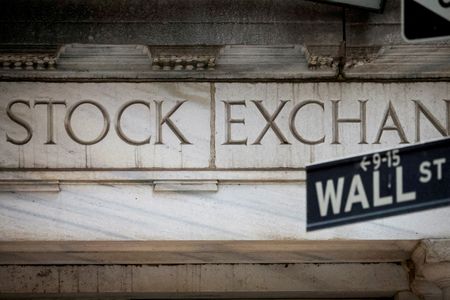 Wall Street : Wall Street en ordre dispersé après PMI des services et commentaires de Powell