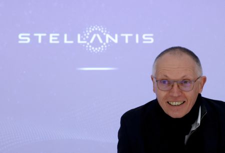 Stellantis: Feu vert des actionnaires à la rémunération de Carlos Tavares