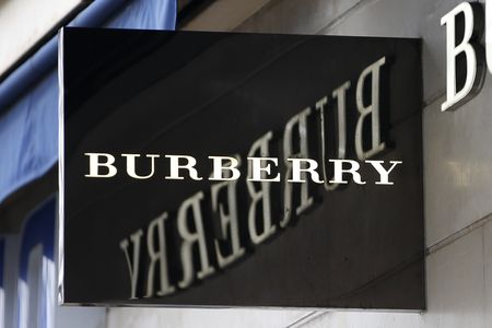 Marché : Burberry affiche un bénéfice d'exploitation annuel en baisse de 34%