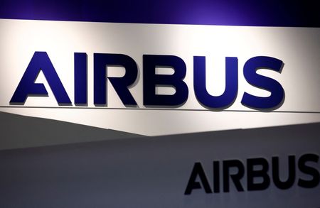 Airbus et Thales en discussions pour une fusion de certaines de leurs activités spatiales, selon des
