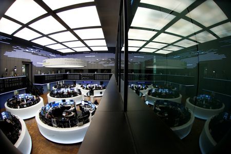 Marché : Nette baisse en vue en Europe avant les PMI et d'autres indicateurs