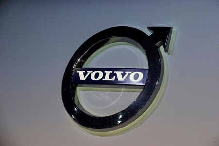 Marché : Volvo Cars abandonne son objectif de passer au tout électrique d'ici 2030
