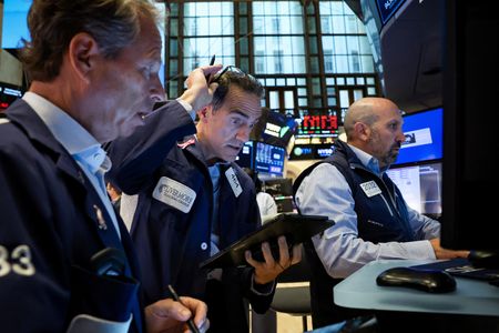 Wall Street : Wall Street termine en forte baisse après les chiffres sur l'emploi